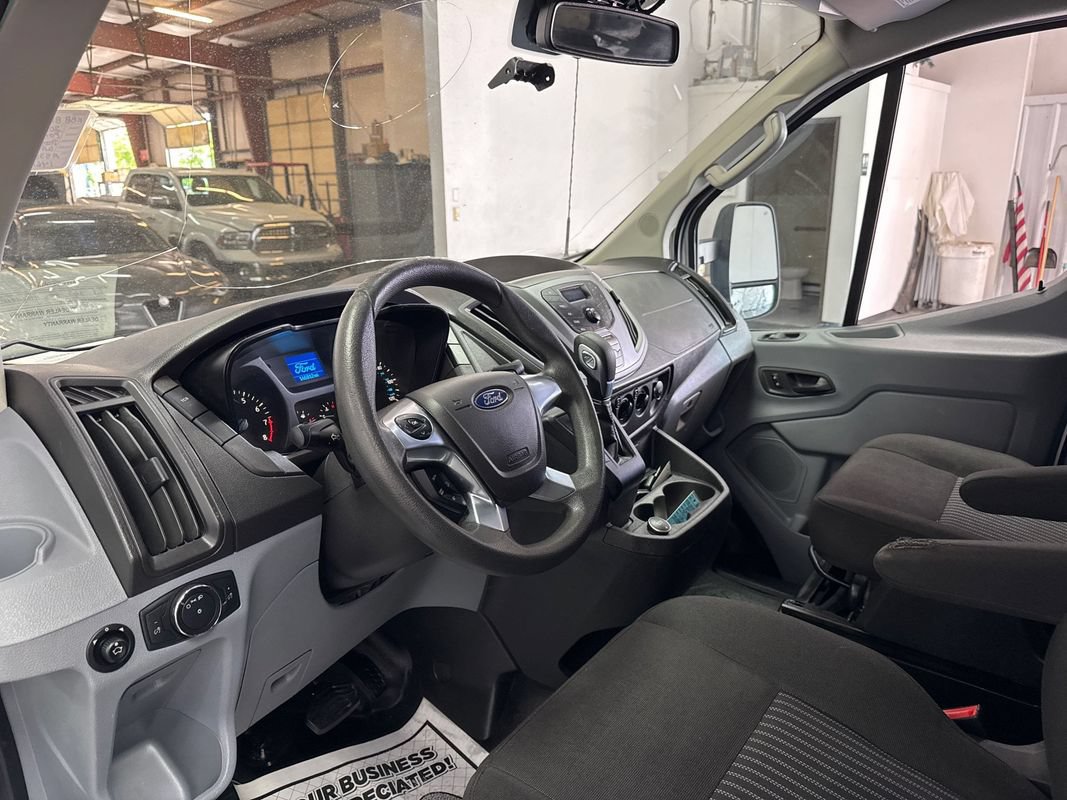 Used 2019 Ford Transit 150 130 Low Roof RWD image 7