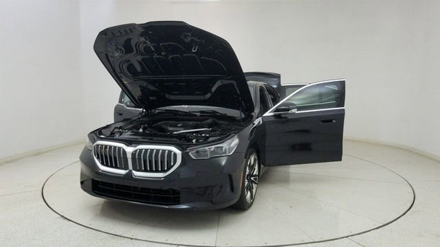 Used 2026 BMW 530i RWD image 71