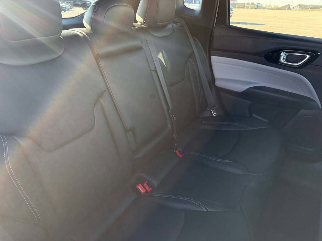 New 2026 Jeep Compass Limited image 22