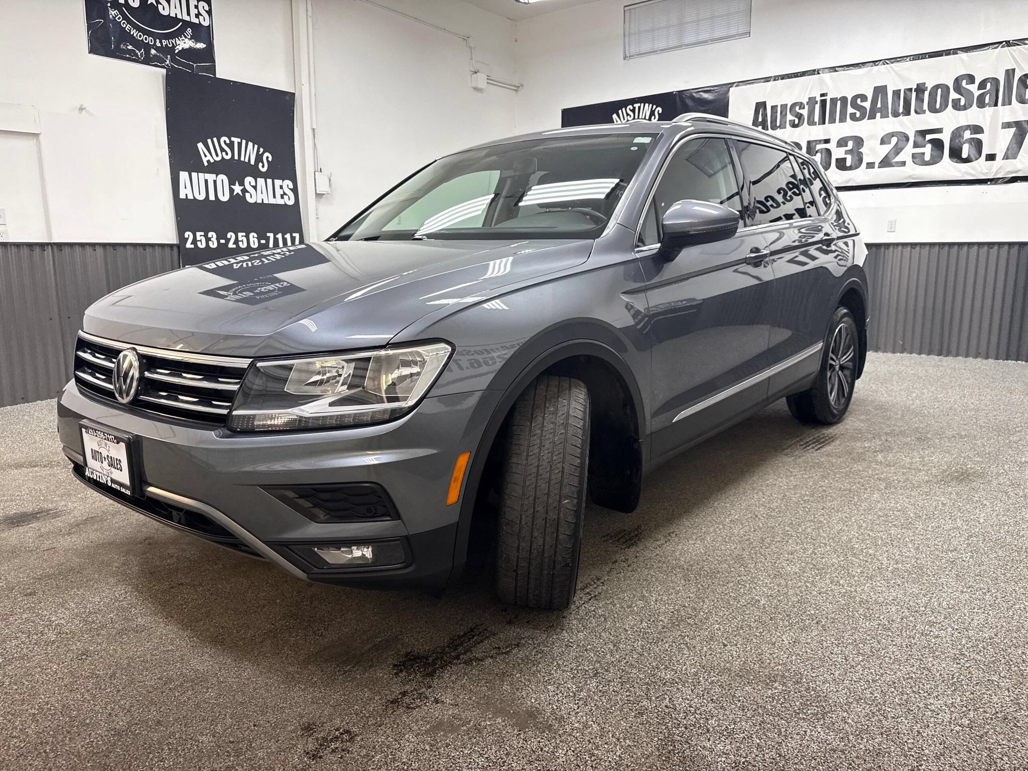 Used 2019 Volkswagen Tiguan SEL AWD/4WD image 6