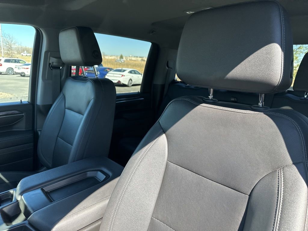 Used 2024 Chevrolet Silverado 2500 LTZ image 15