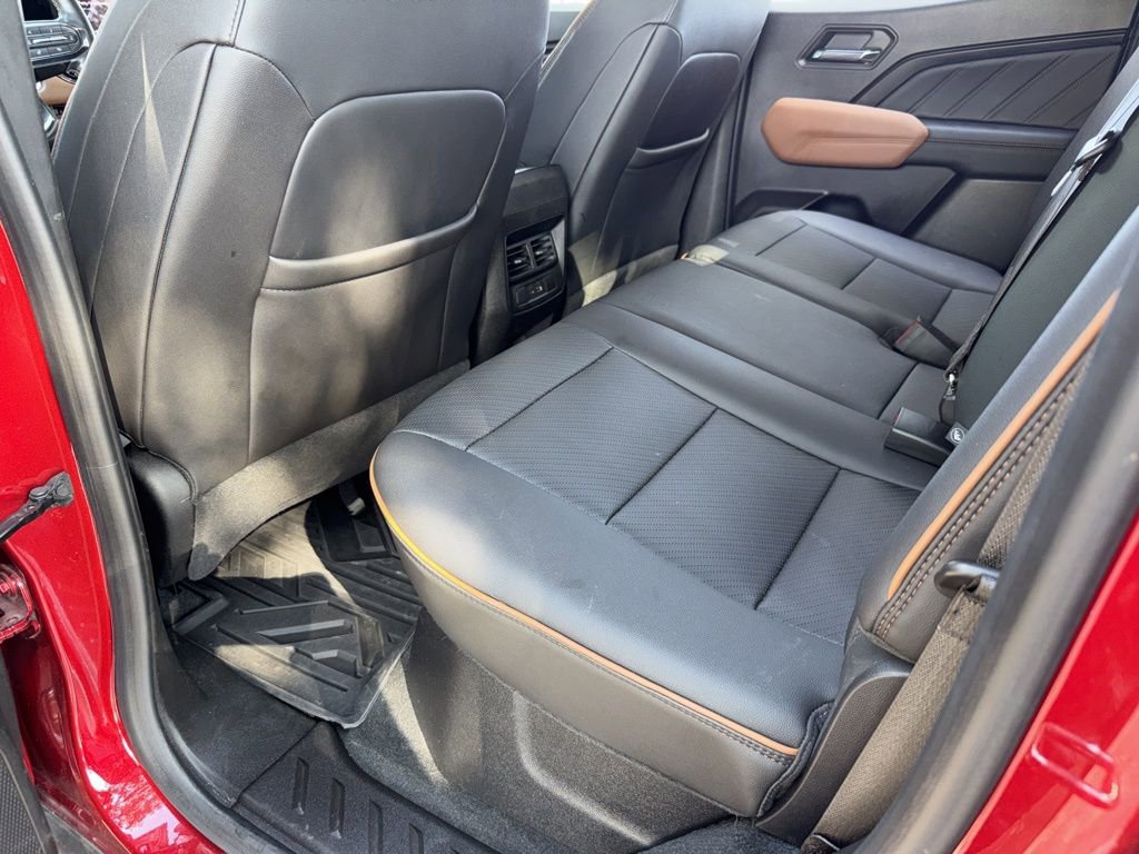 Used 2023 GMC Canyon AT4 w/ AT4 Premium Package image 23