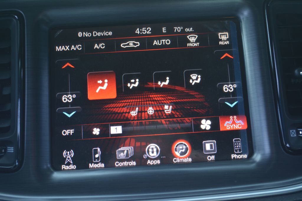Used 2016 Dodge Challenger SXT Plus RWD image 21