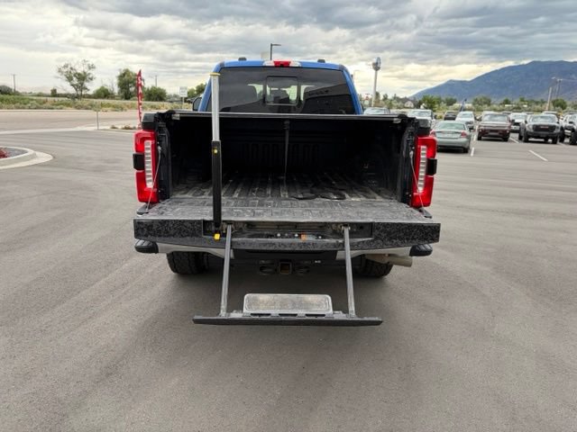 Used 2023 Ford F350 Lariat w/ FX4 Off-Road Package AWD/4WD image 5