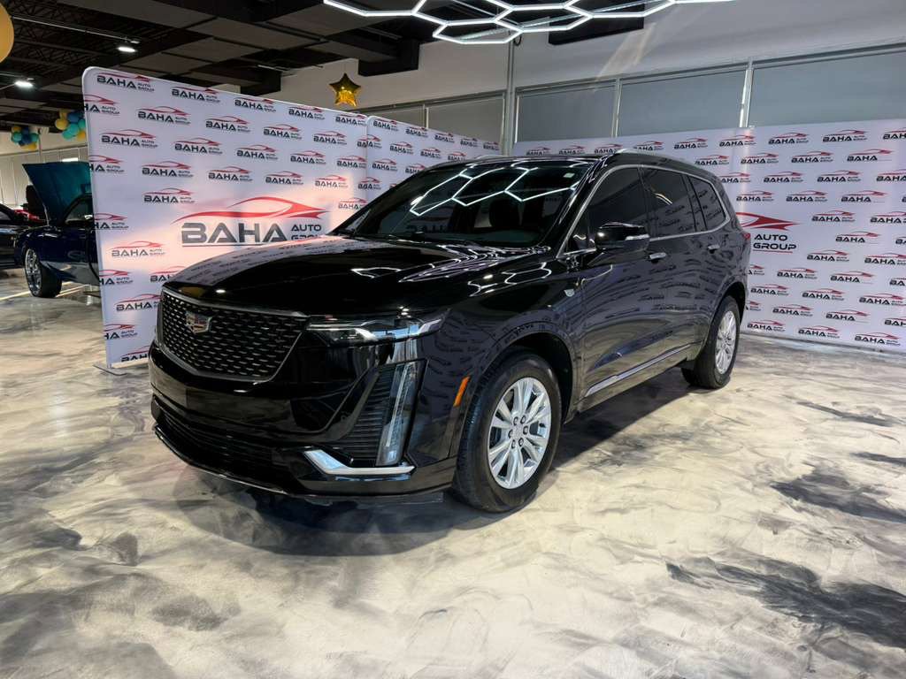 Used 2021 Cadillac XT6 Luxury image 2