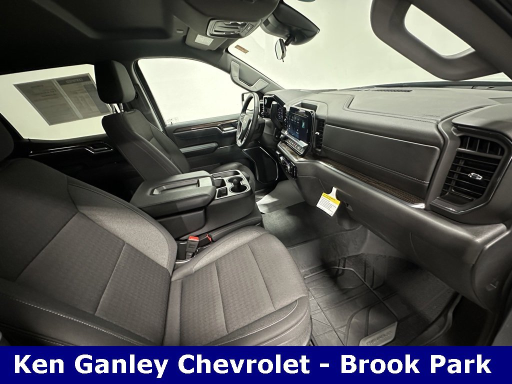 Certified 2025 Chevrolet Silverado 1500 LT image 22