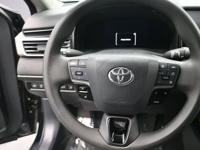 Used 2025 Toyota Camry LE image 16