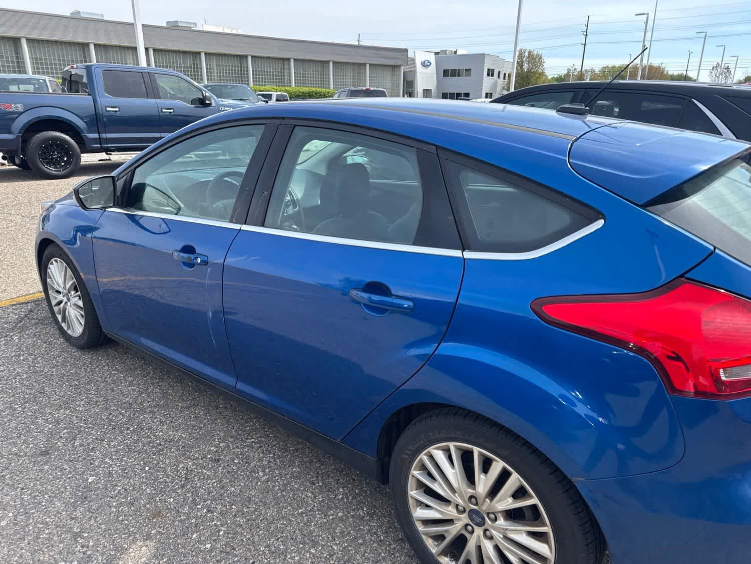 Used 2018 Ford Focus Titanium FWD image 15