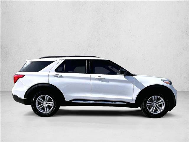 Used 2020 Ford Explorer XLT w/ Equipment Group 202A RWD image 5