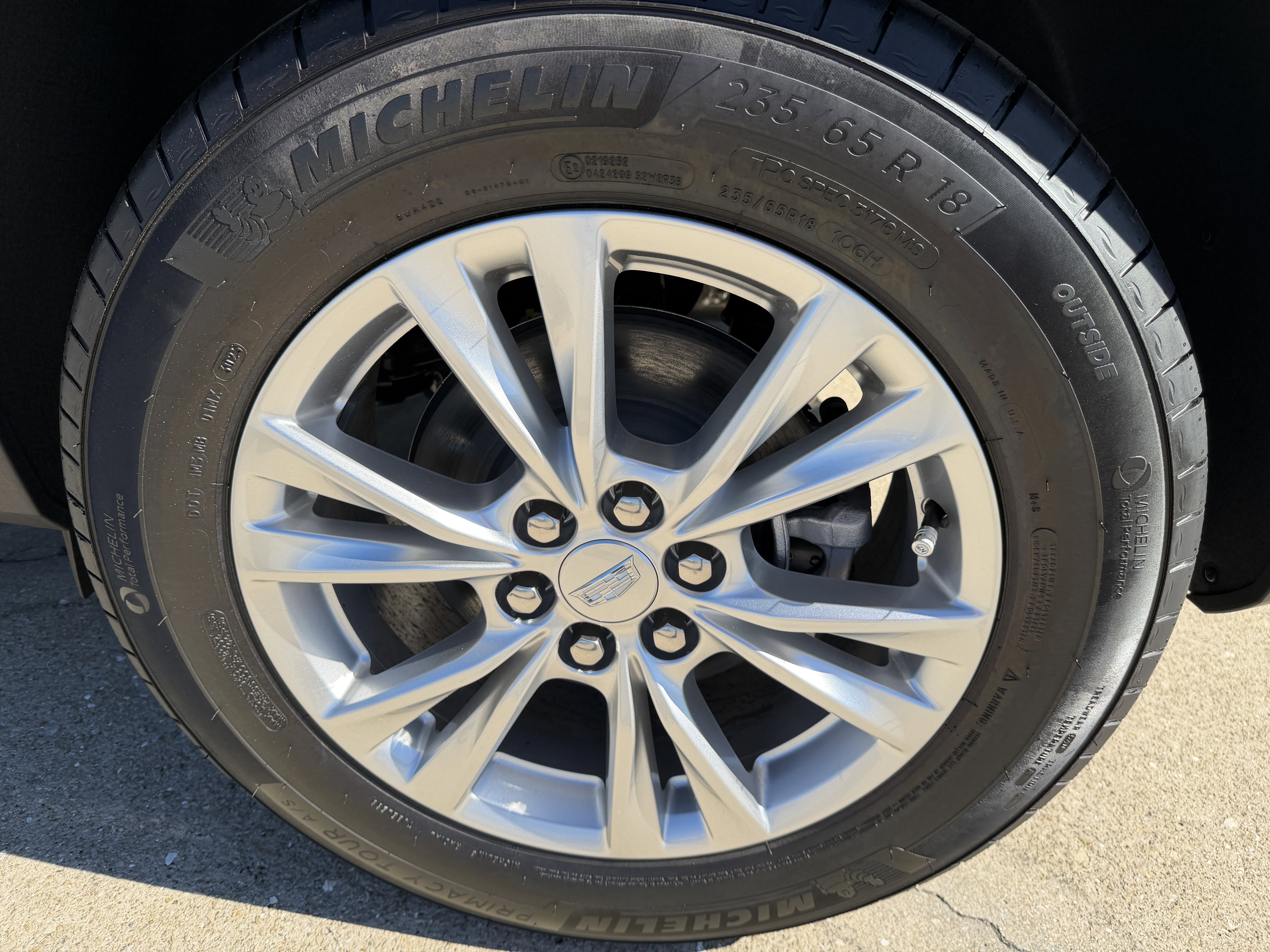 New 2026 Cadillac XT5 Luxury image 32