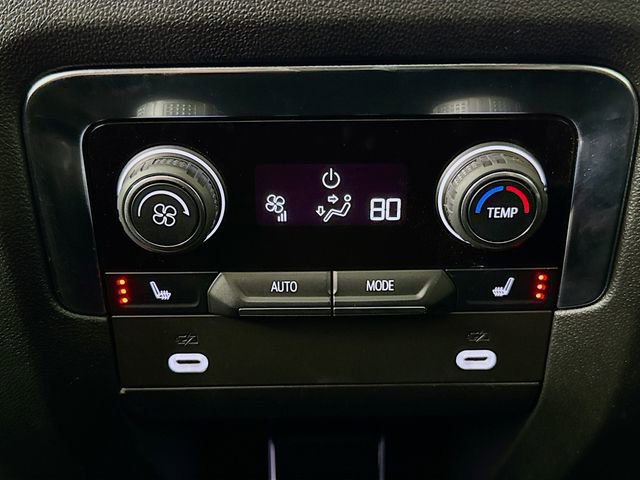 Used 2023 Chevrolet Suburban High Country AWD/4WD image 28