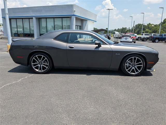 Used 2023 Dodge Challenger R/T image 3