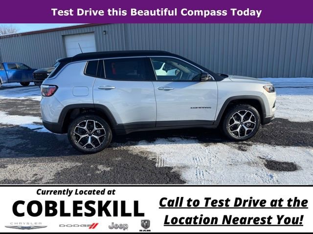 New 2026 Jeep Compass Limited AWD/4WD image 3