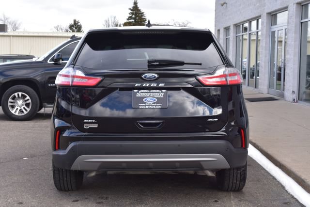 Used 2024 Ford Edge SEL w/ Convenience Package image 5