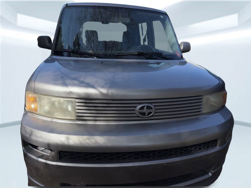 Used 2004 Scion xB image 4