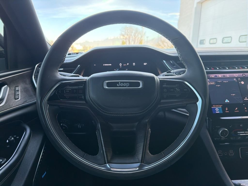 Used 2023 Jeep Grand Cherokee L Overland w/ Rear Seat Video Group I image 12