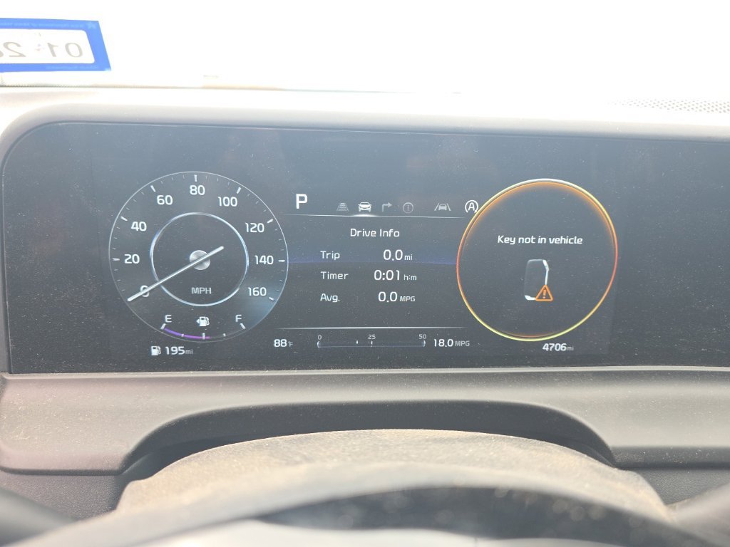 Used 2026 Kia Seltos EX FWD image 4