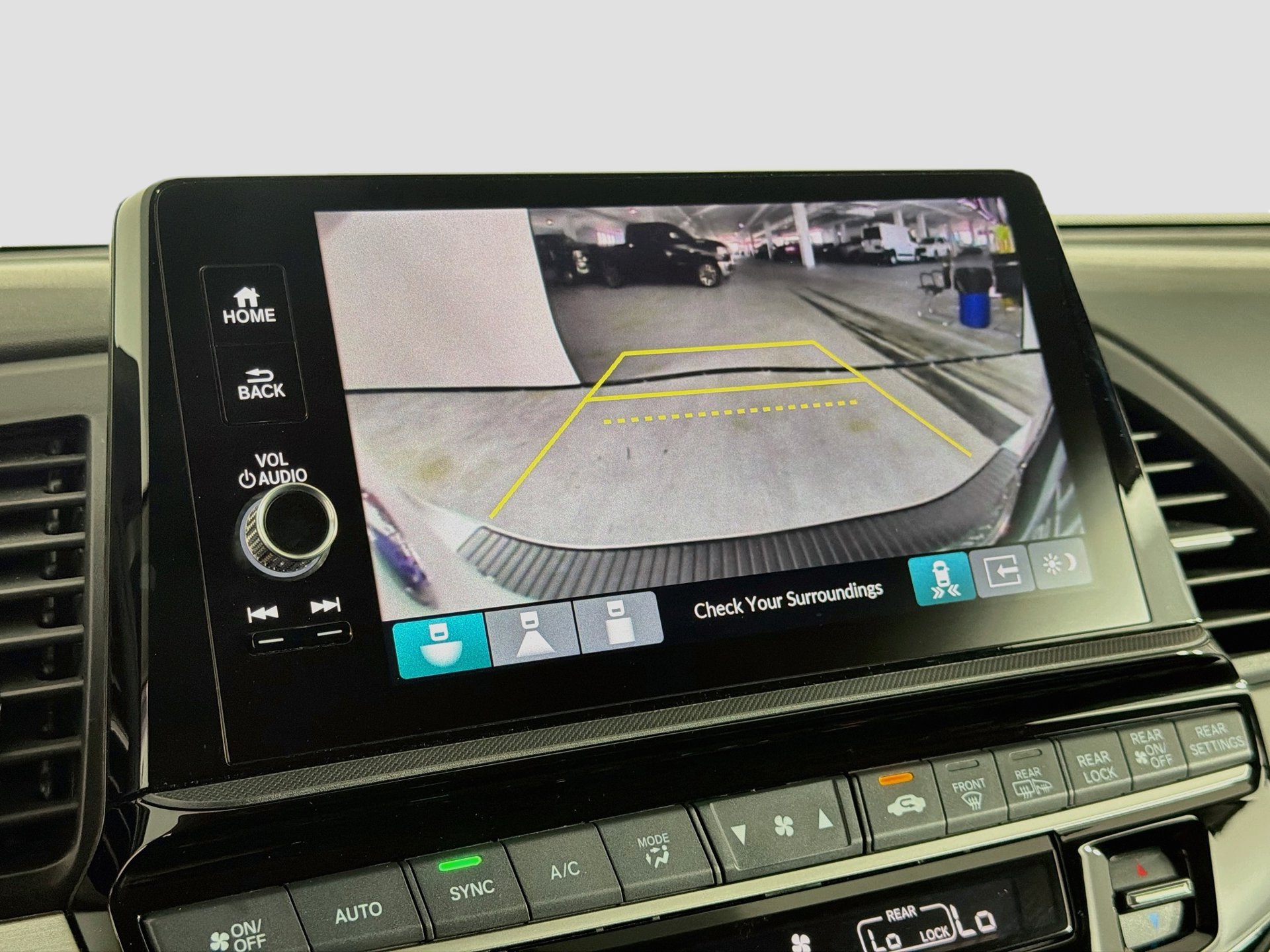 Certified 2025 Honda Odyssey Touring image 37