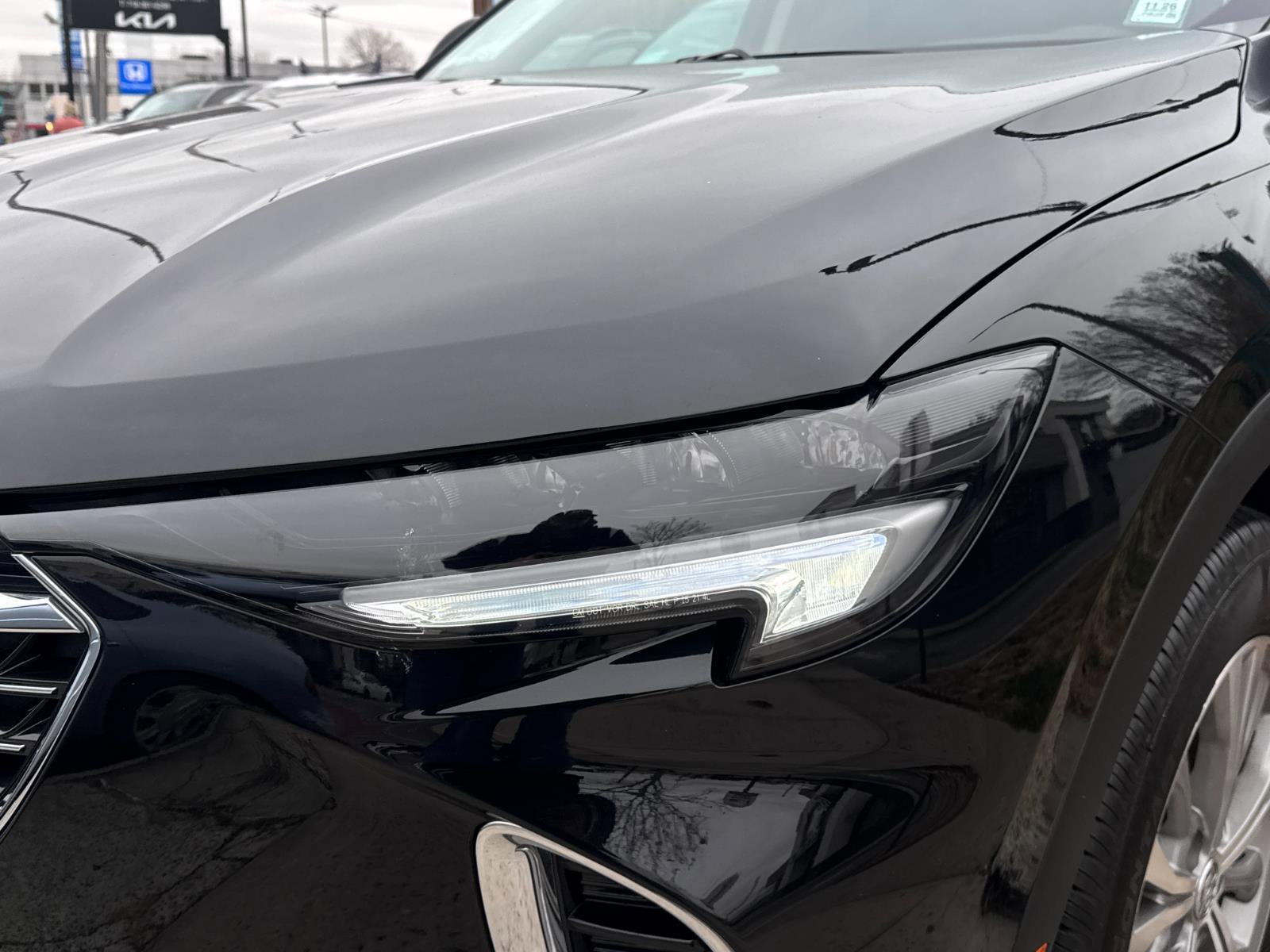 Used 2023 Buick Envision Preferred image 11