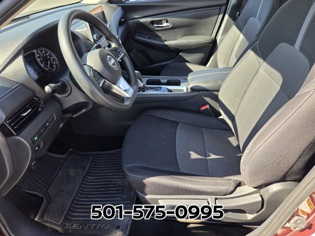 Used 2025 Nissan Sentra SV FWD image 10