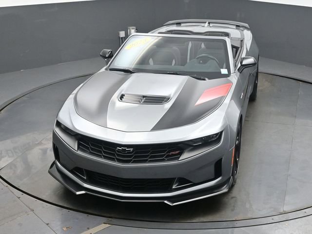 Used 2023 Chevrolet Camaro LT w/ RS Package image 45