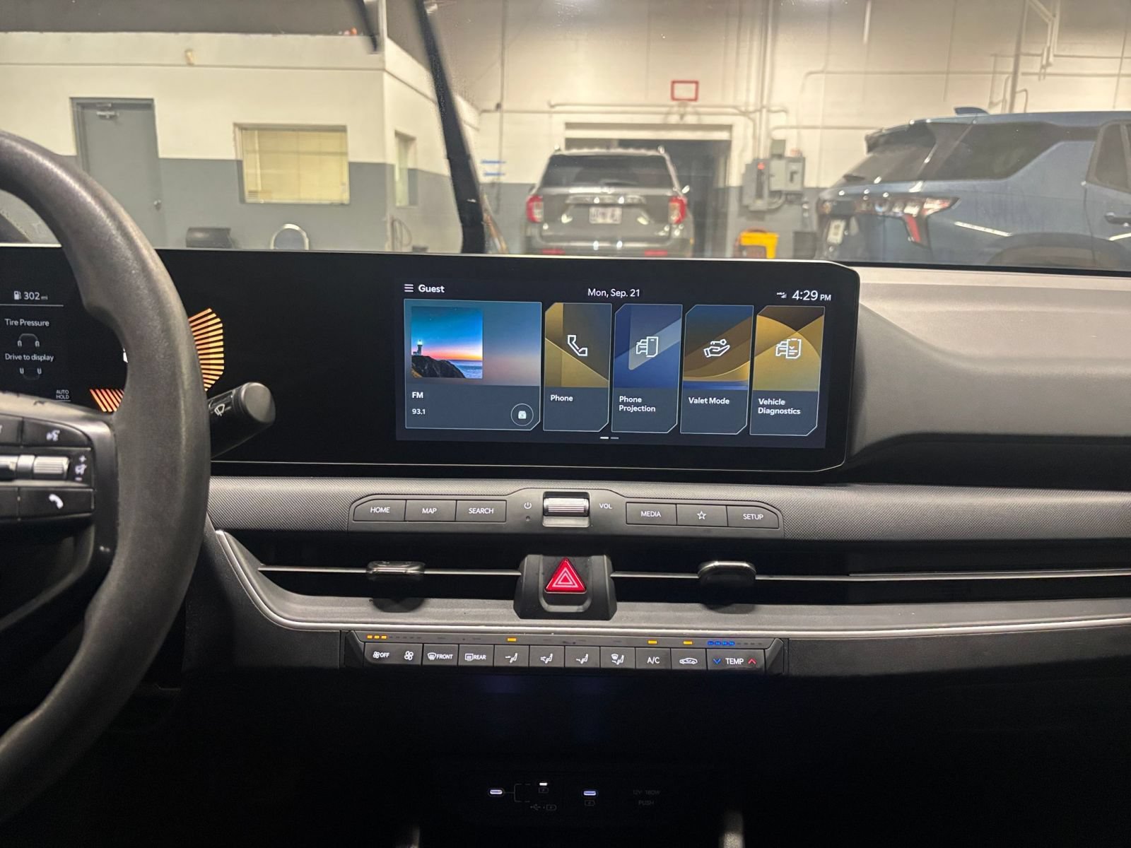 Used 2025 Kia K4 FWD image 16