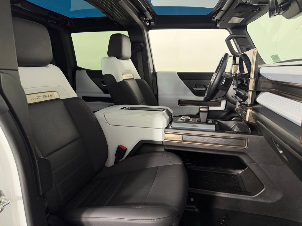 Used 2025 GMC Hummer EV 2X AWD/4WD image 32