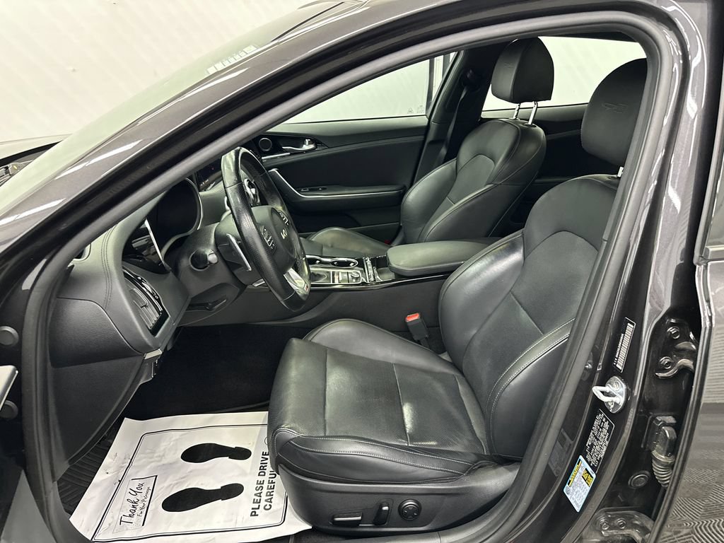 Used 2022 Kia Stinger GT-Line AWD/4WD image 9