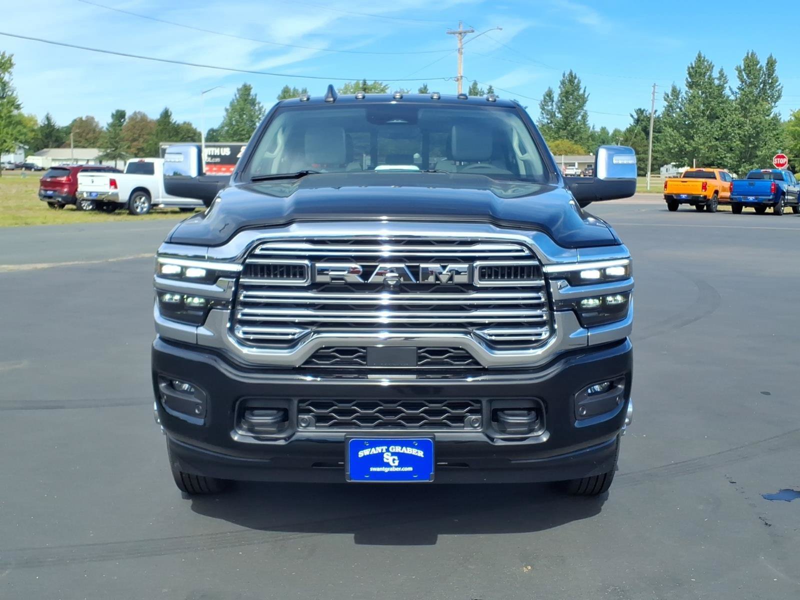 New 2027 RAM 3500 Laramie AWD/4WD image 9