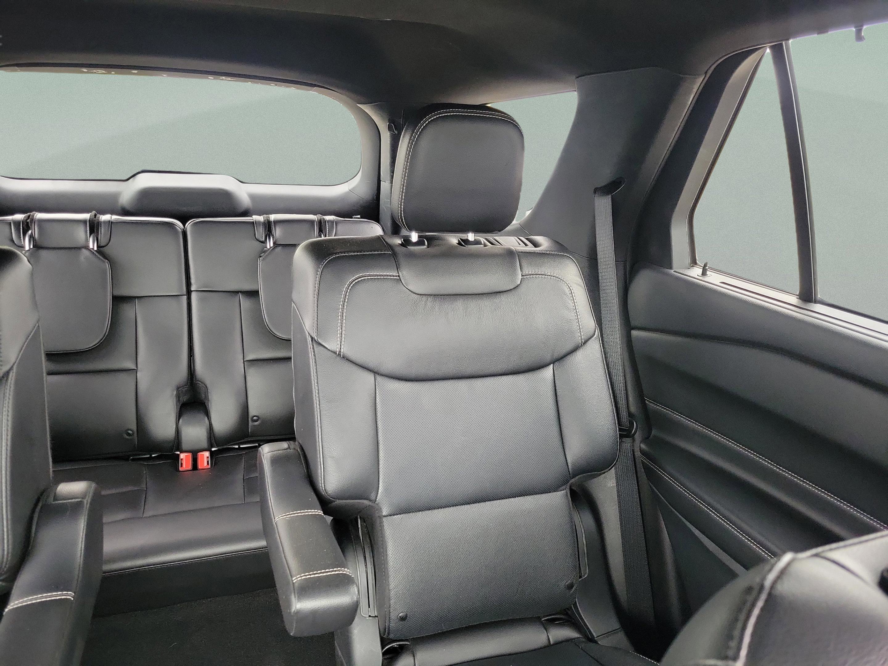 Used 2023 Ford Explorer ST w/ Equipment Group 401A AWD/4WD image 10