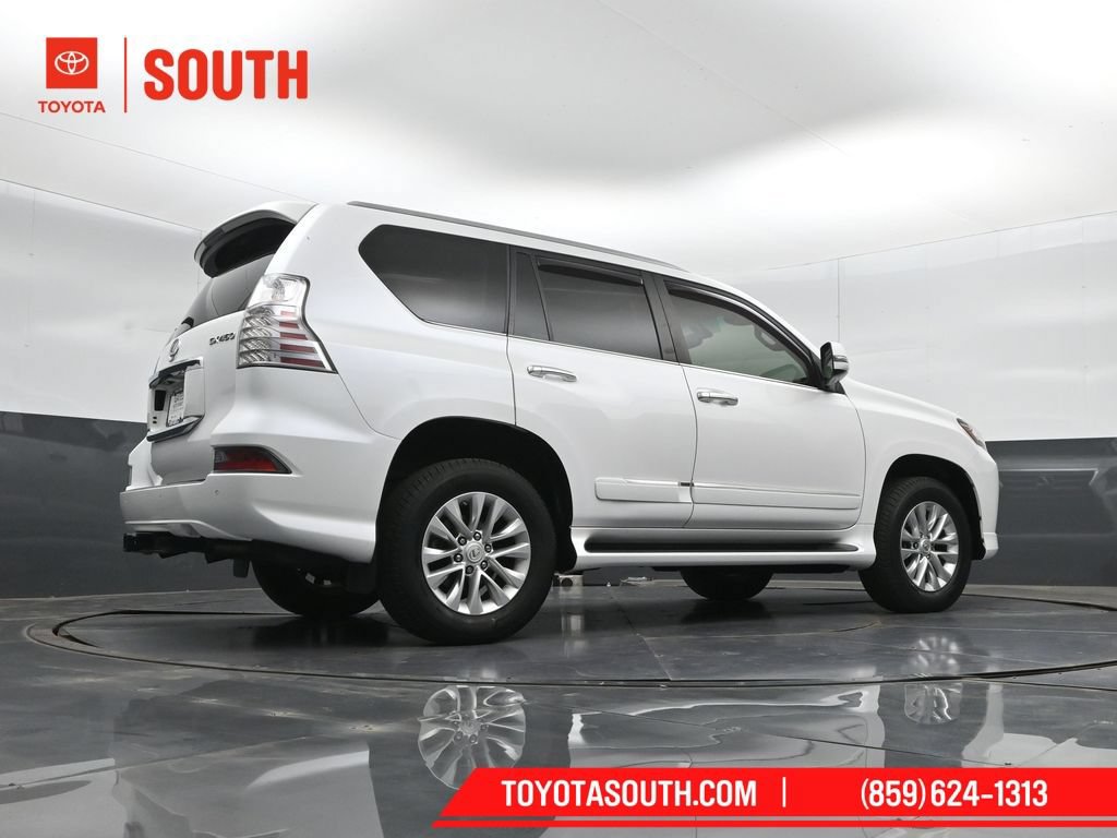 Used 2017 Lexus GX 460 AWD/4WD image 44