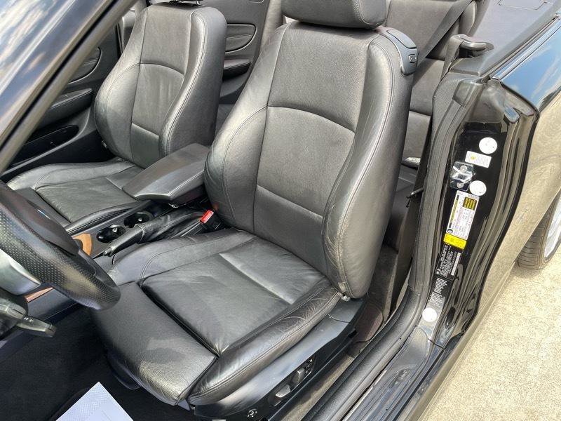 Used 2008 BMW 135i Convertible RWD image 25