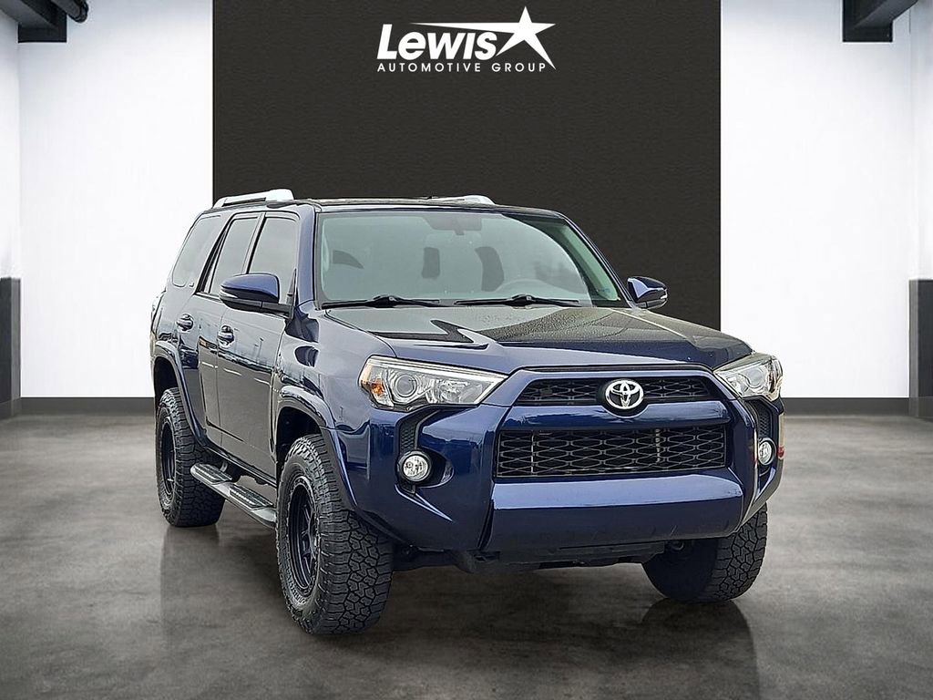 Used 2018 Toyota 4Runner SR5 Premium AWD/4WD image 6