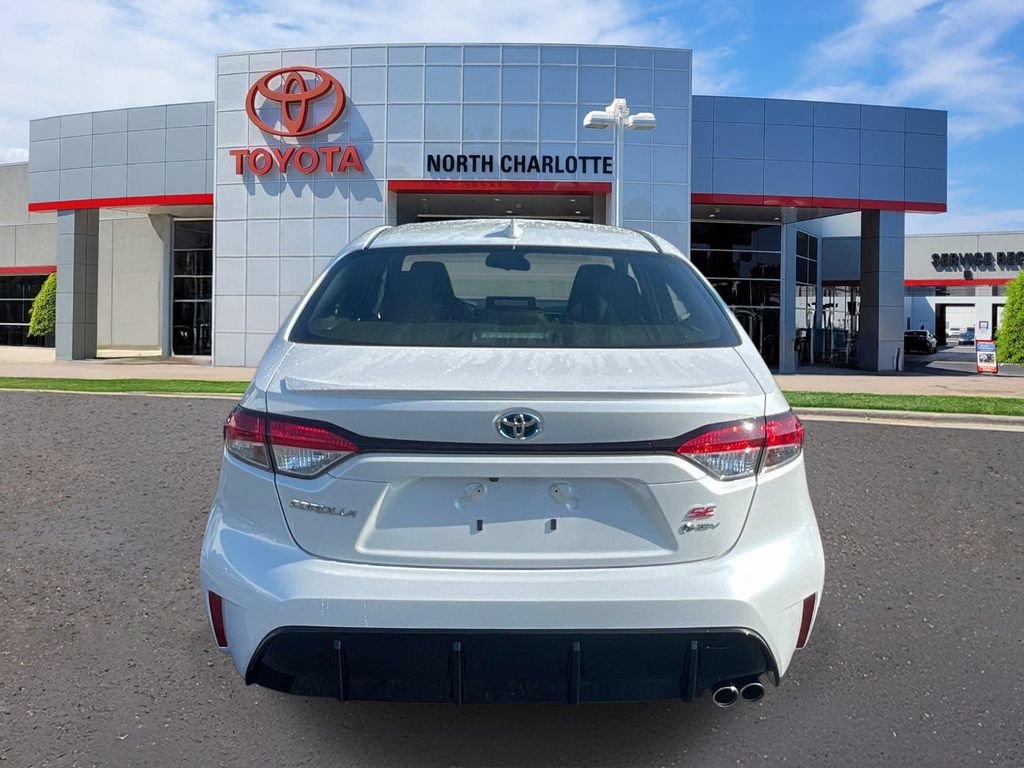 Used 2025 Toyota Corolla SE FWD image 7