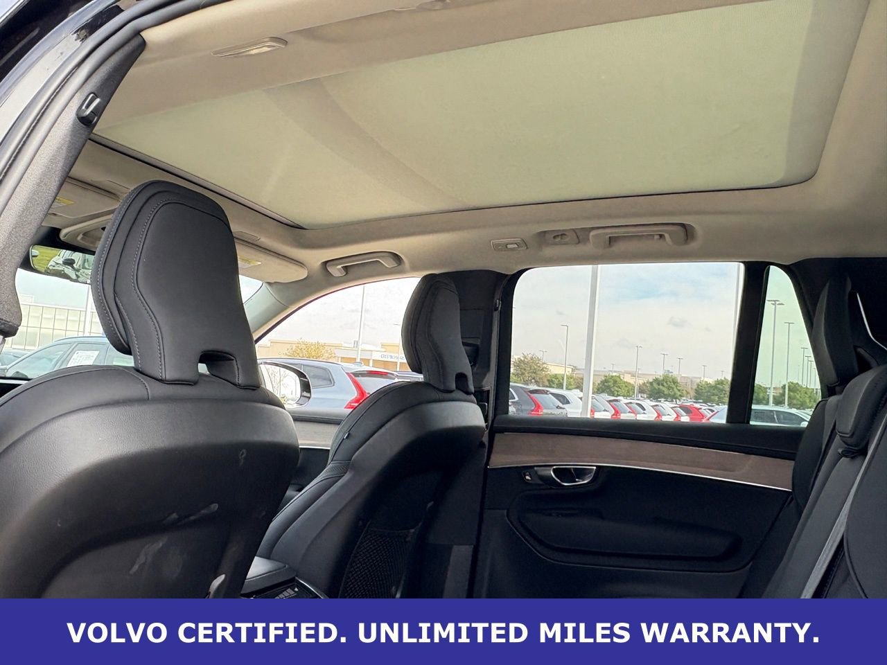 Certified 2025 Volvo XC90 B6 Plus image 37