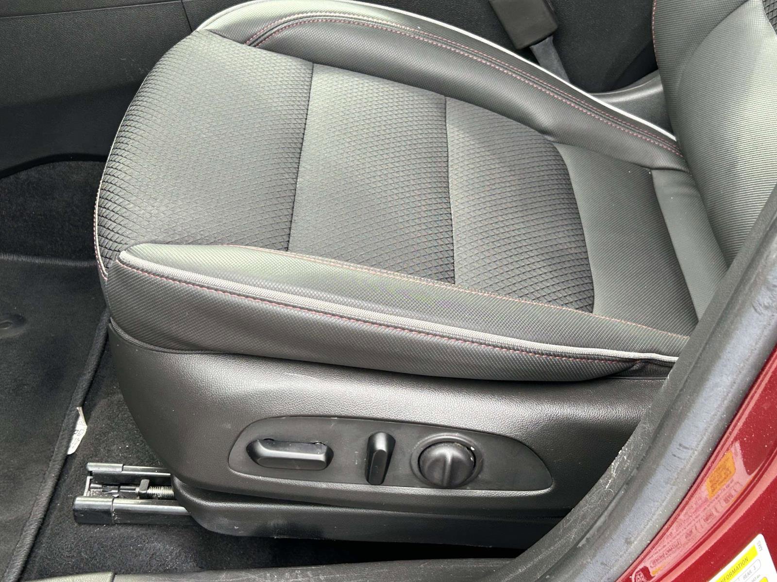 Used 2022 Chevrolet TrailBlazer RS w/ Sun and Liftgate Package image 19