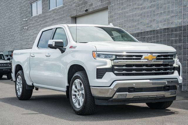 Used 2023 Chevrolet Silverado 1500 LTZ w/ LTZ Convenience Package II AWD/4WD image 2