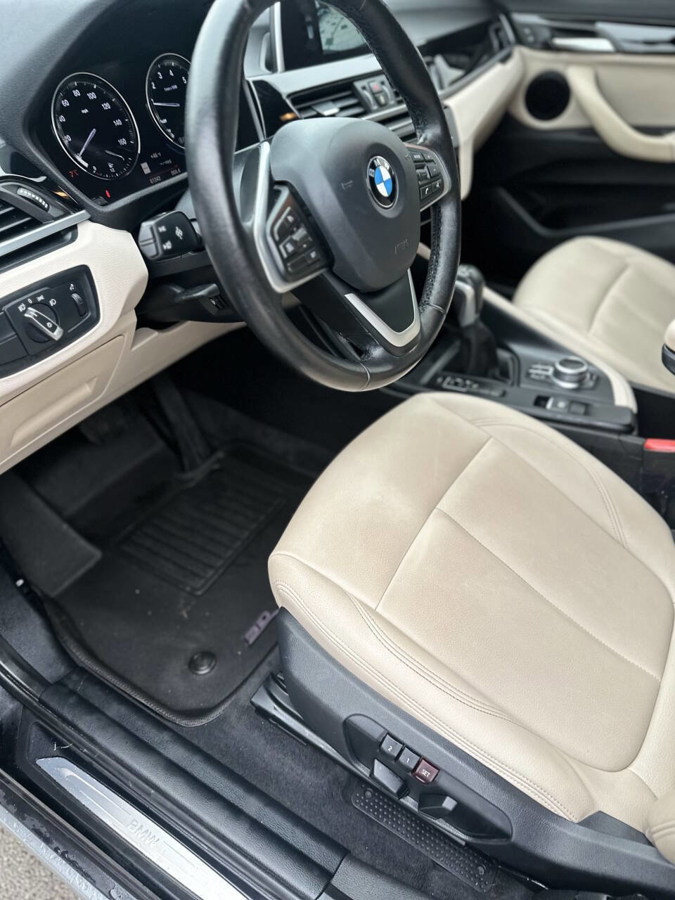 Used 2019 BMW X1 sDrive28i FWD image 14