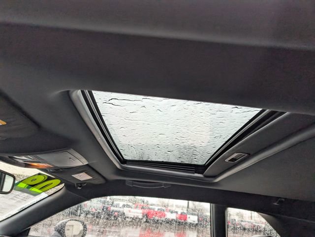 Used 2009 Dodge Challenger R/T image 18