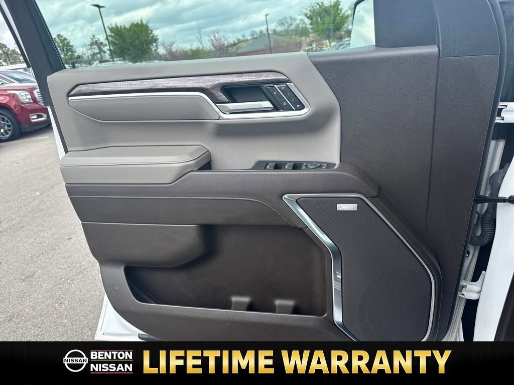 Used 2024 Chevrolet Silverado 1500 LTZ image 11