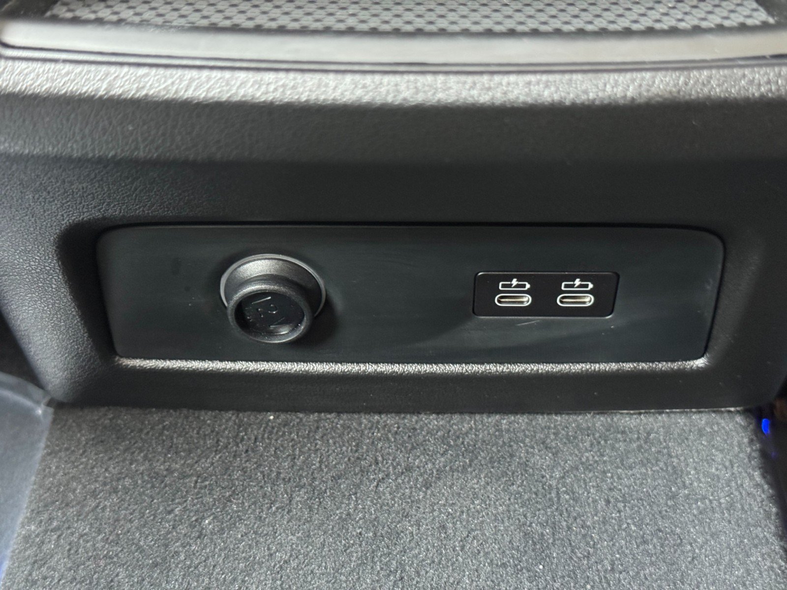 Used 2024 BMW X7 xDrive40i AWD/4WD image 43