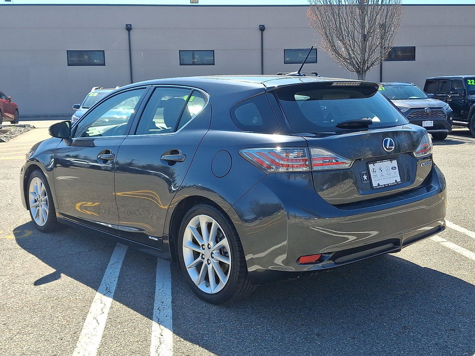 Used 2011 Lexus CT 200h Premium w/ Premium Audio Pkg image 4