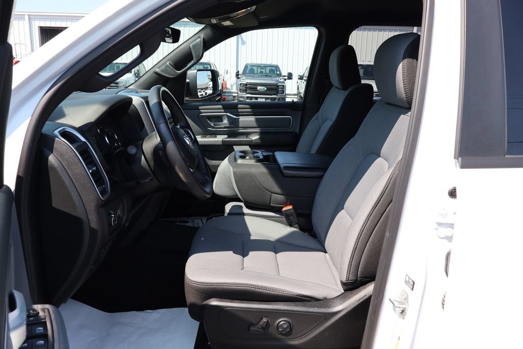 Used 2021 RAM 1500 Big Horn RWD image 19