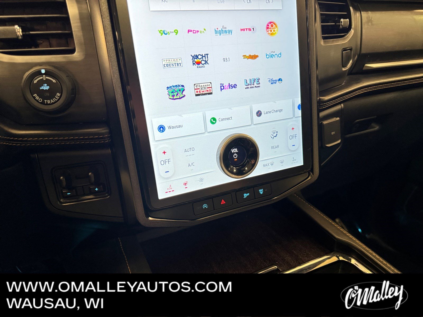 Used 2023 Ford Expedition Max Platinum image 20