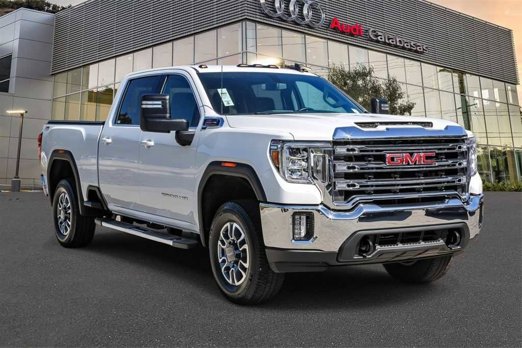 Used 2022 GMC Sierra 2500 SLE w/ SLE Value Package; image 5