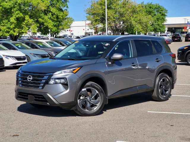 Certified 2024 Nissan Rogue SV w/ SV Premium Package AWD/4WD image 2