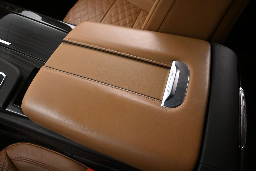 Used 2023 Cadillac Escalade ESV Sport w/ Touring Package AWD/4WD image 43