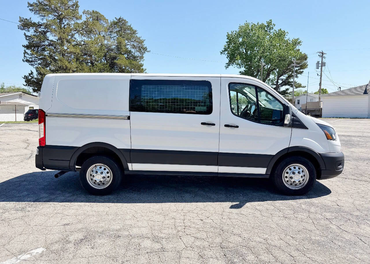Used 2021 Ford Transit 250 Low Roof AWD image 4