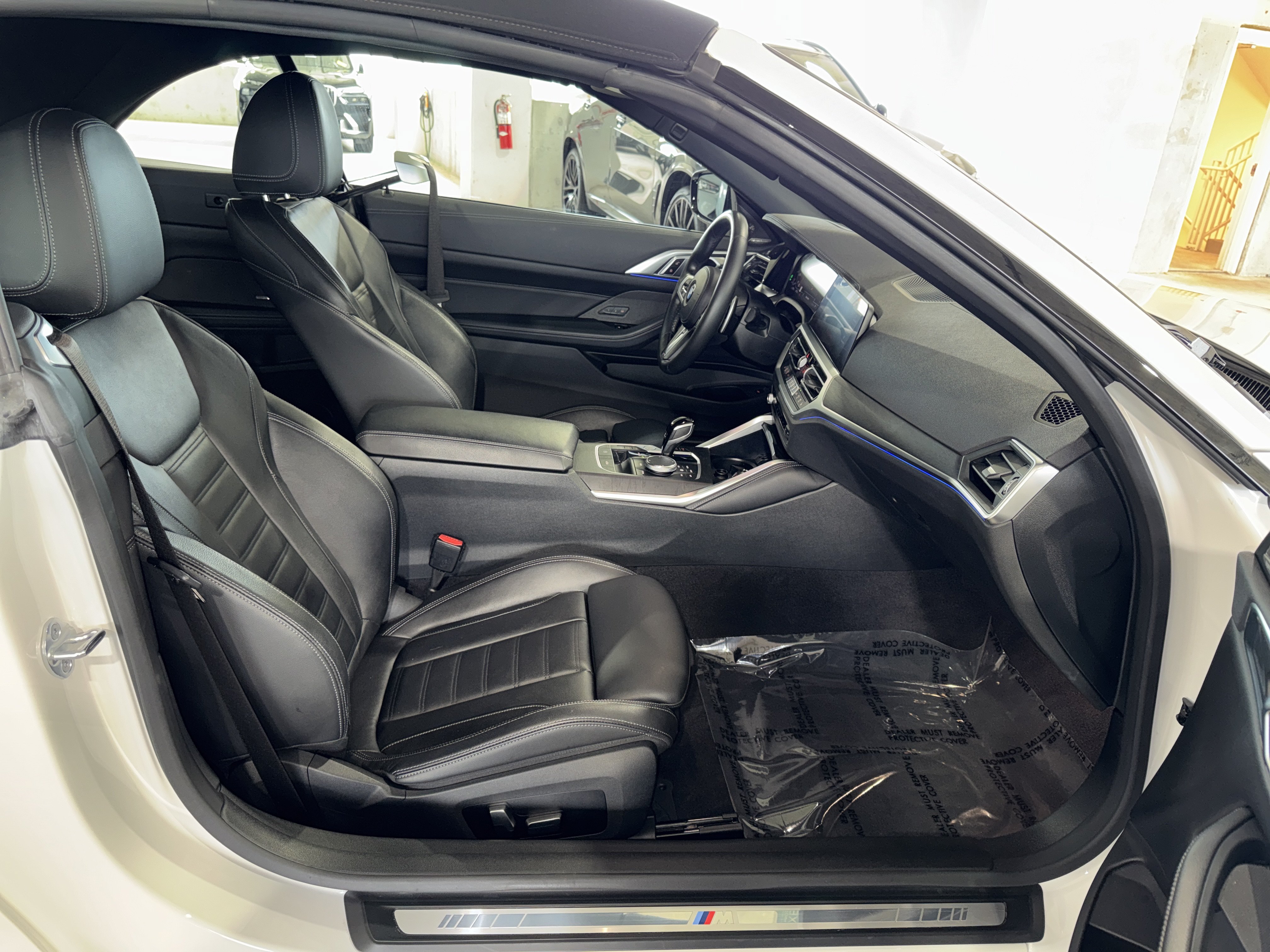 Used 2023 BMW M440i Convertible w/ Premium Package RWD image 15
