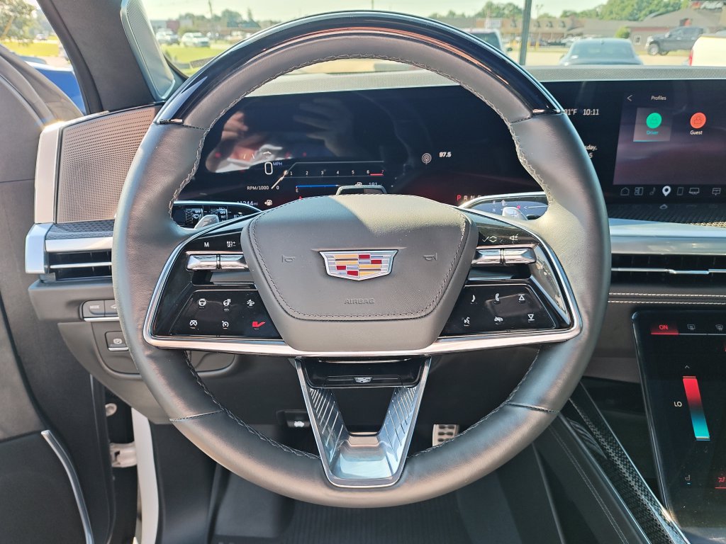 Used 2025 Cadillac Escalade V w/ LPO, Floor Liner Package AWD/4WD image 19